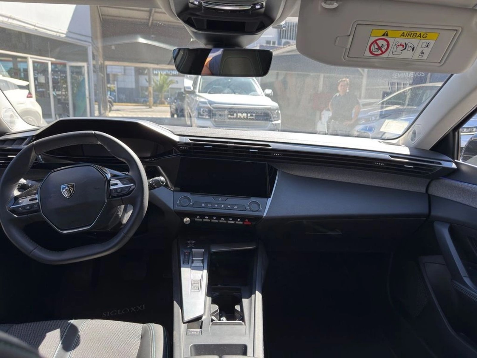 PEUGEOT 308 2023 - Imagen 13 de 19