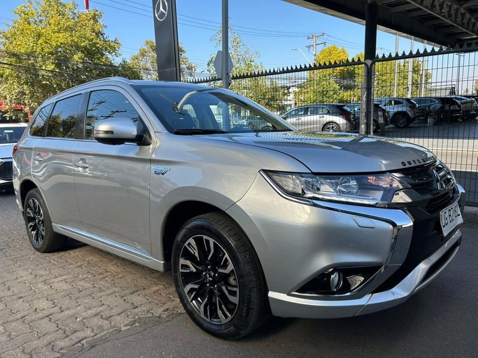 MITSUBISHI OUTLANDER 2019 - Imagen 4 de 17