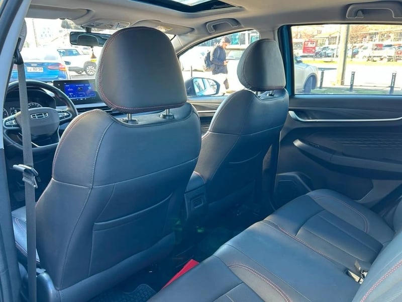 Geely GX3 PRO PRO 4X2 1.5 AUT 2025 - Imagen 13 de 17