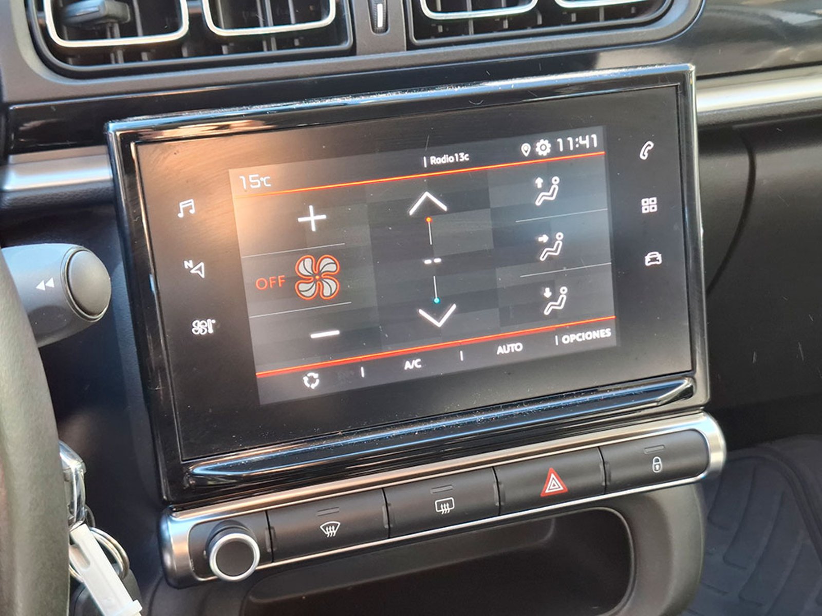 Citroën C3 1.5 LIVE BLUEHDI DIESEL 4X2 HB 100 SS BVM6 MT 5P 2024 - Imagen 15 de 20