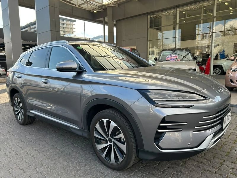 BYD SONG PLUS GX DMI 4X2 1.5 AUT 2026 - Imagen 3 de 15