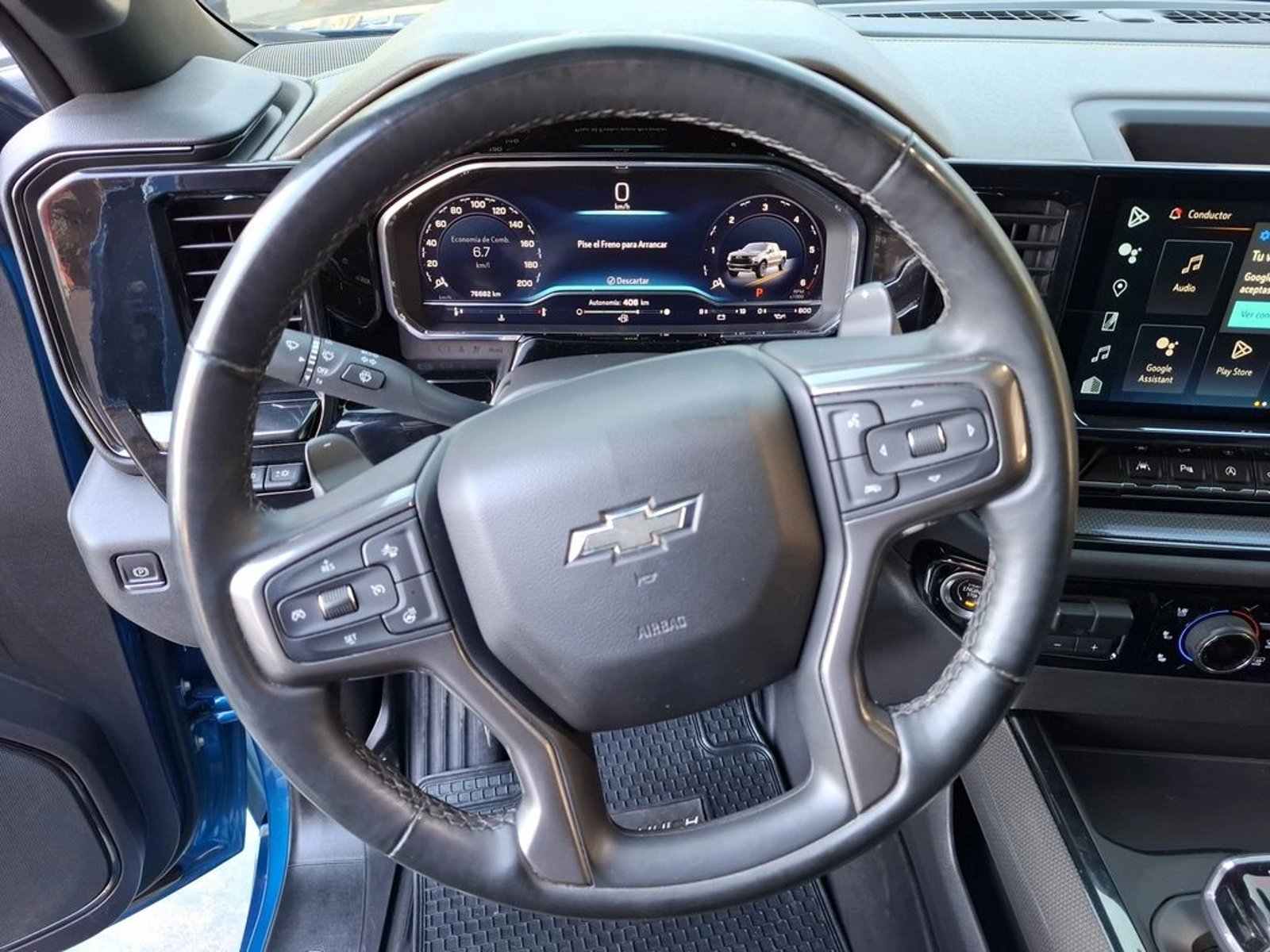 Chevrolet SILVERADO 6.2 ZR2 4X4 AT 4P 2024 - Imagen 15 de 20