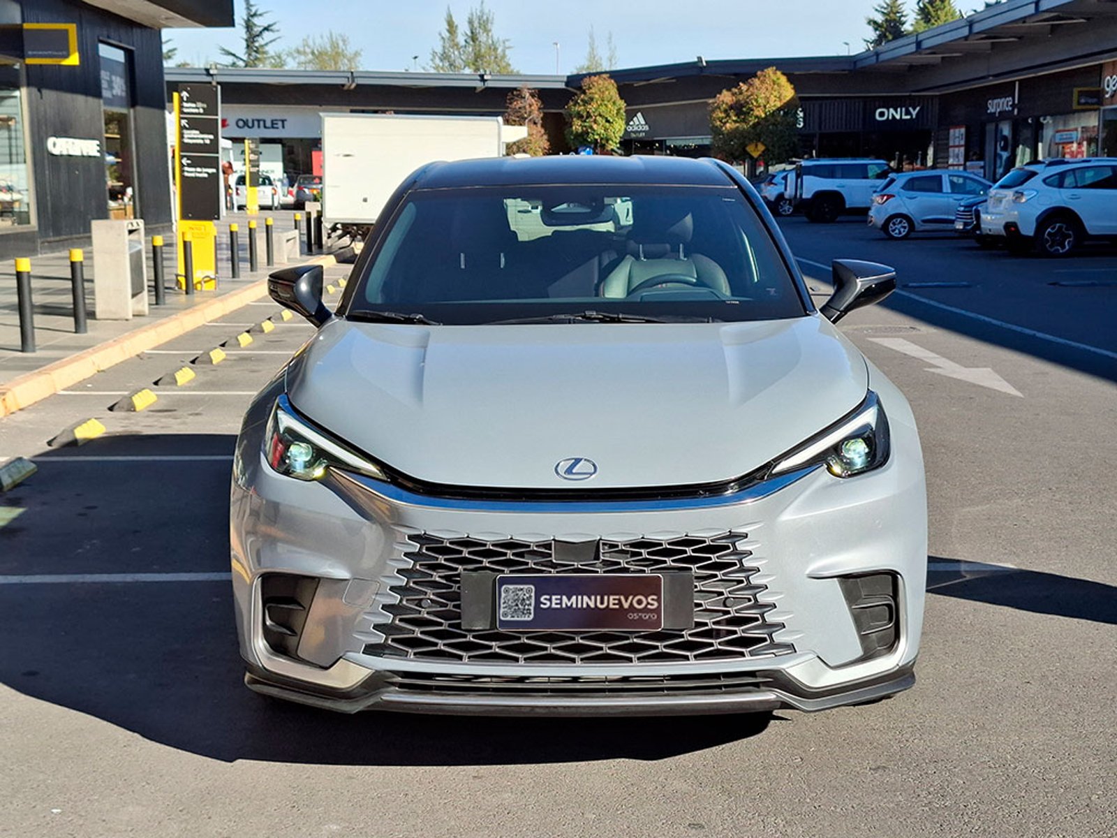 Lexus LBX HEV 1.5 AUT 2024 - Imagen 3 de 20