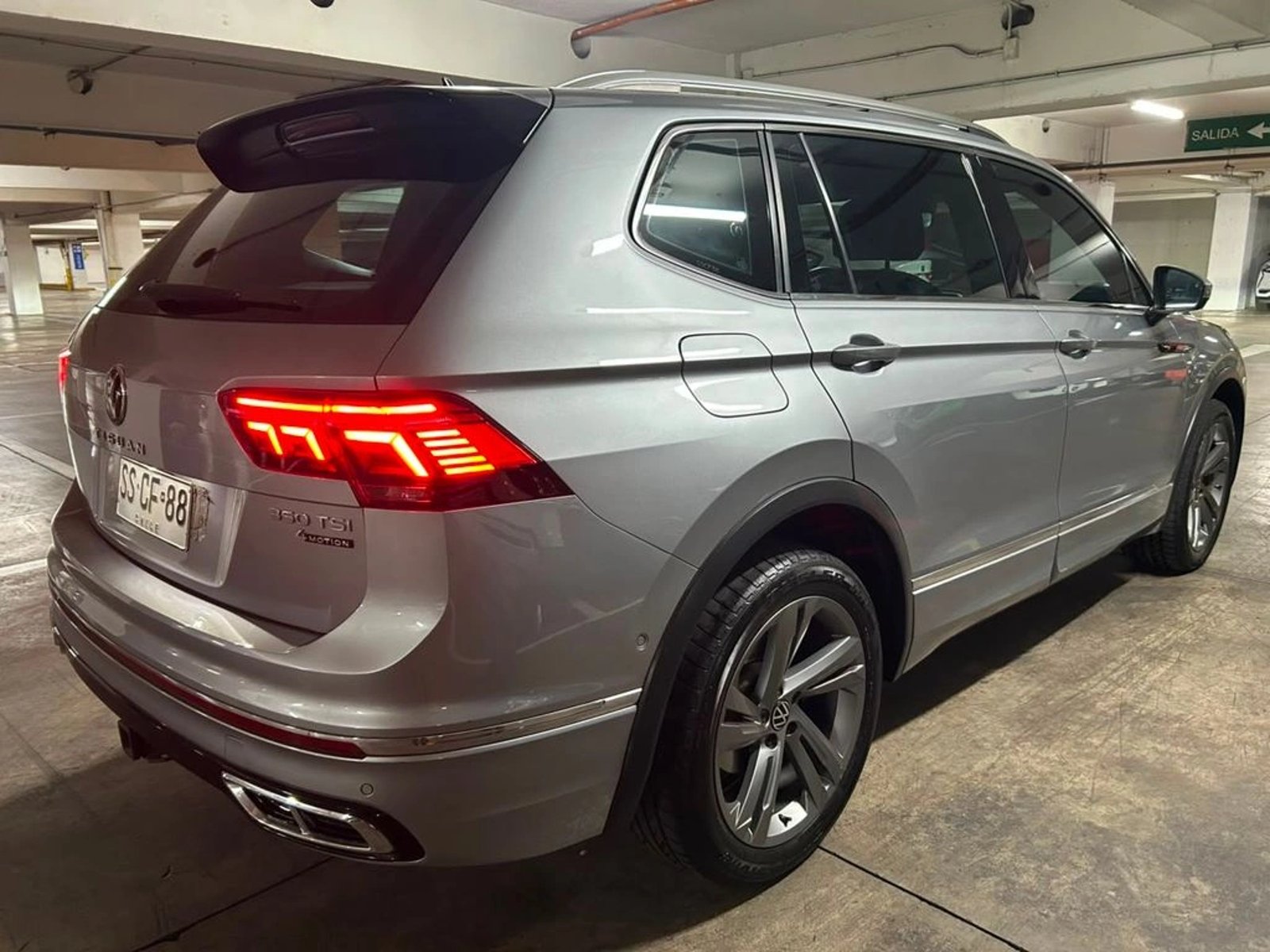 Volkswagen TIGUAN 2.0 TS AWD AT R-LINE 2023 - Imagen 7 de 16