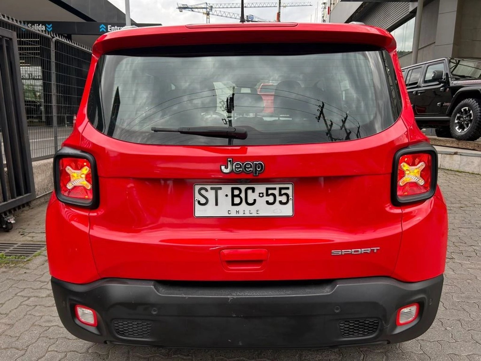 Jeep RENEGADE 1.8 SPORT LX 4X2 AT 5P 2023 - Foto 5 de 16