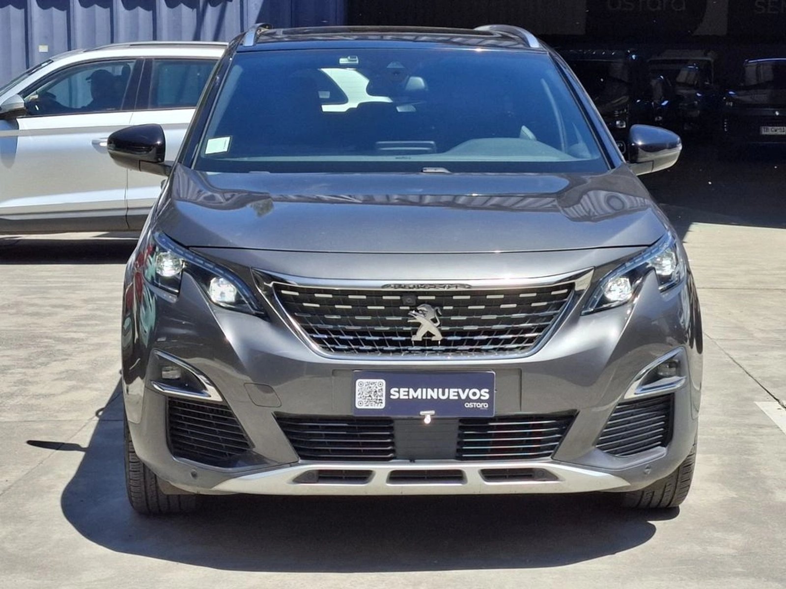 Peugeot 5008 PURETECH 180 1.6 AUT 2019 - Foto 2 de 20