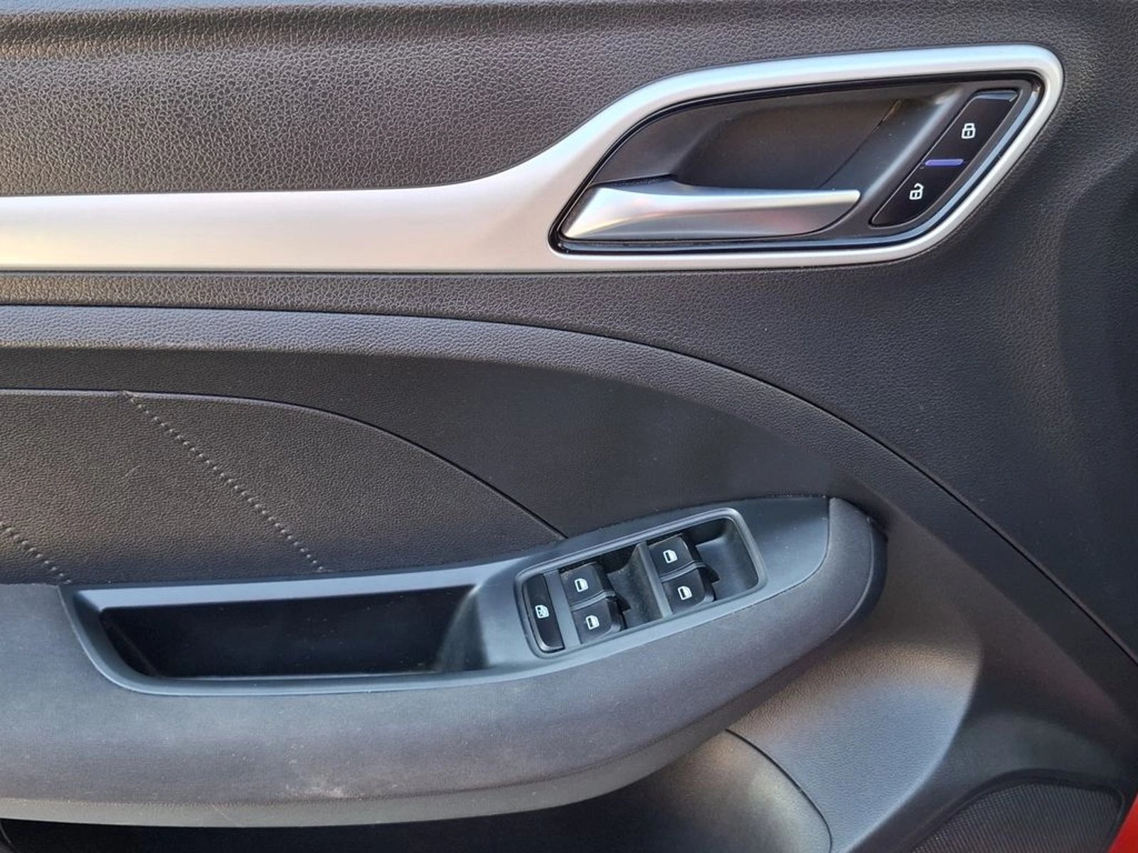 MG ZS MT 1.5 2023 - Imagen 13 de 20