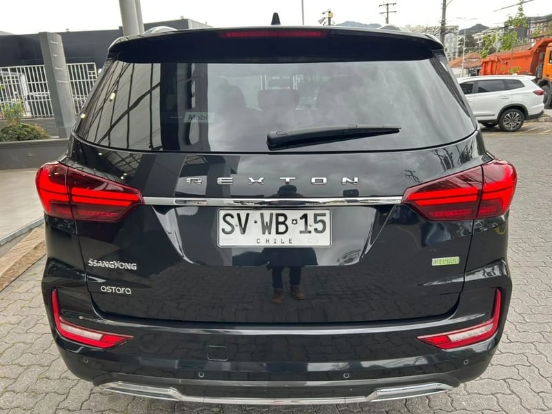 SsangYong REXTON GLX 2WD TD 2.2 AUT 2023 - Imagen 6 de 17