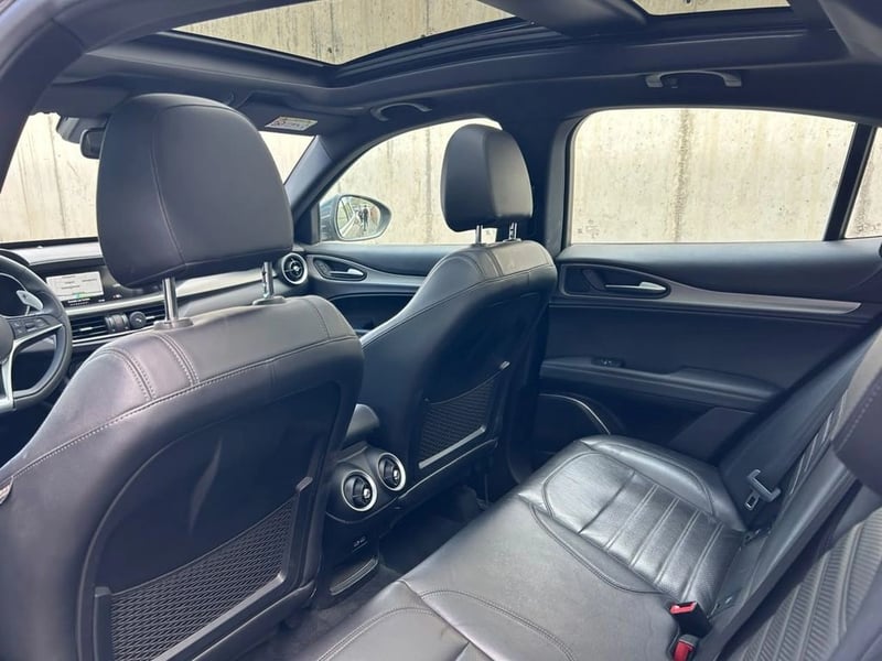 Alfa Romeo STELVIO 2.0 SUPER 280 CV 4X4 AT 5P 2020 - Imagen 8 de 15