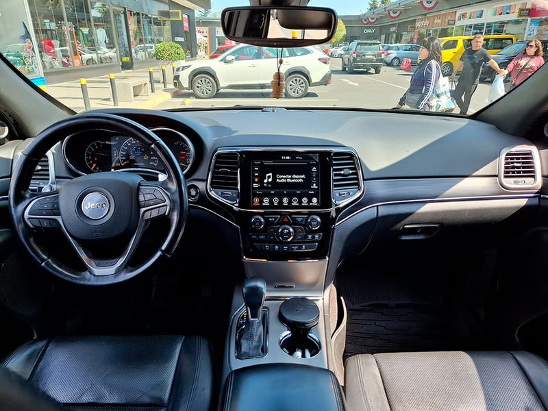 Jeep GRAND CHEROKEE 3.6 LIMITED 4X4 AT 5P 2022 - Imagen 9 de 20