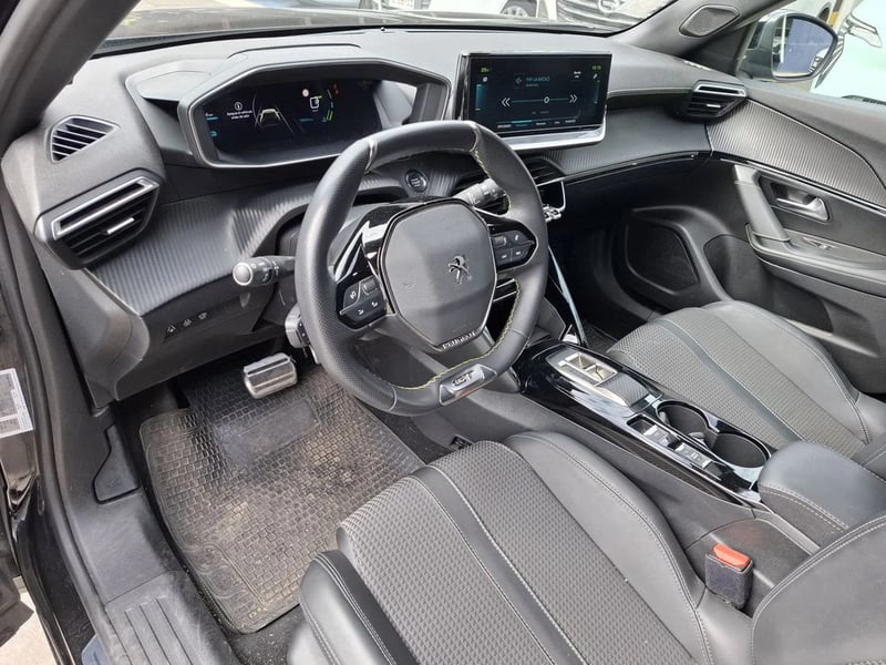 Peugeot E-2008 ELECTRIC AUT GT 2023 - Imagen 12 de 20