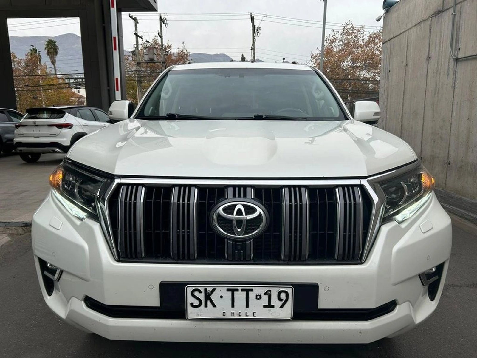 Toyota LAND CRUISER PRADO 4.0 PRADO VX 4X4 AT 5P 2023 - Foto 3 de 16
