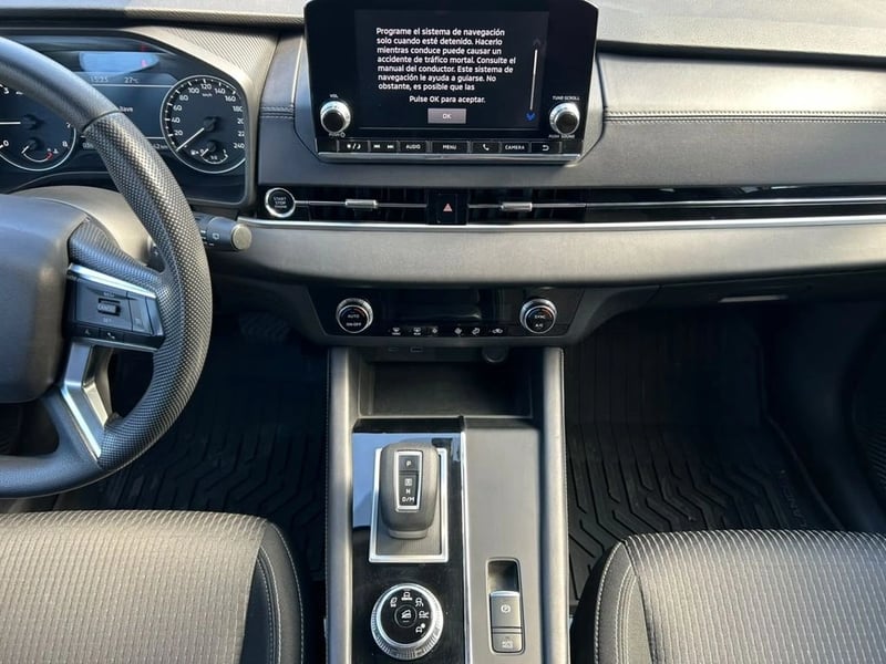 Mitsubishi OUTLANDER GL 2.5 AUT 2024 - Imagen 10 de 16