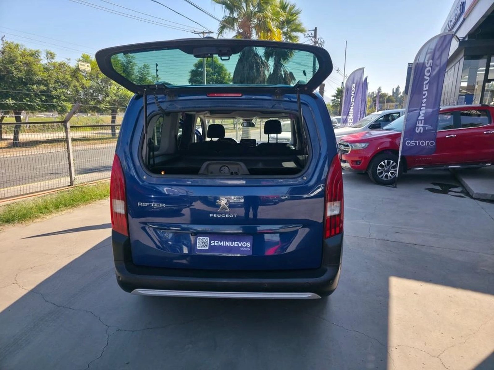 PEUGEOT RIFTER 2023 - Imagen 9 de 20