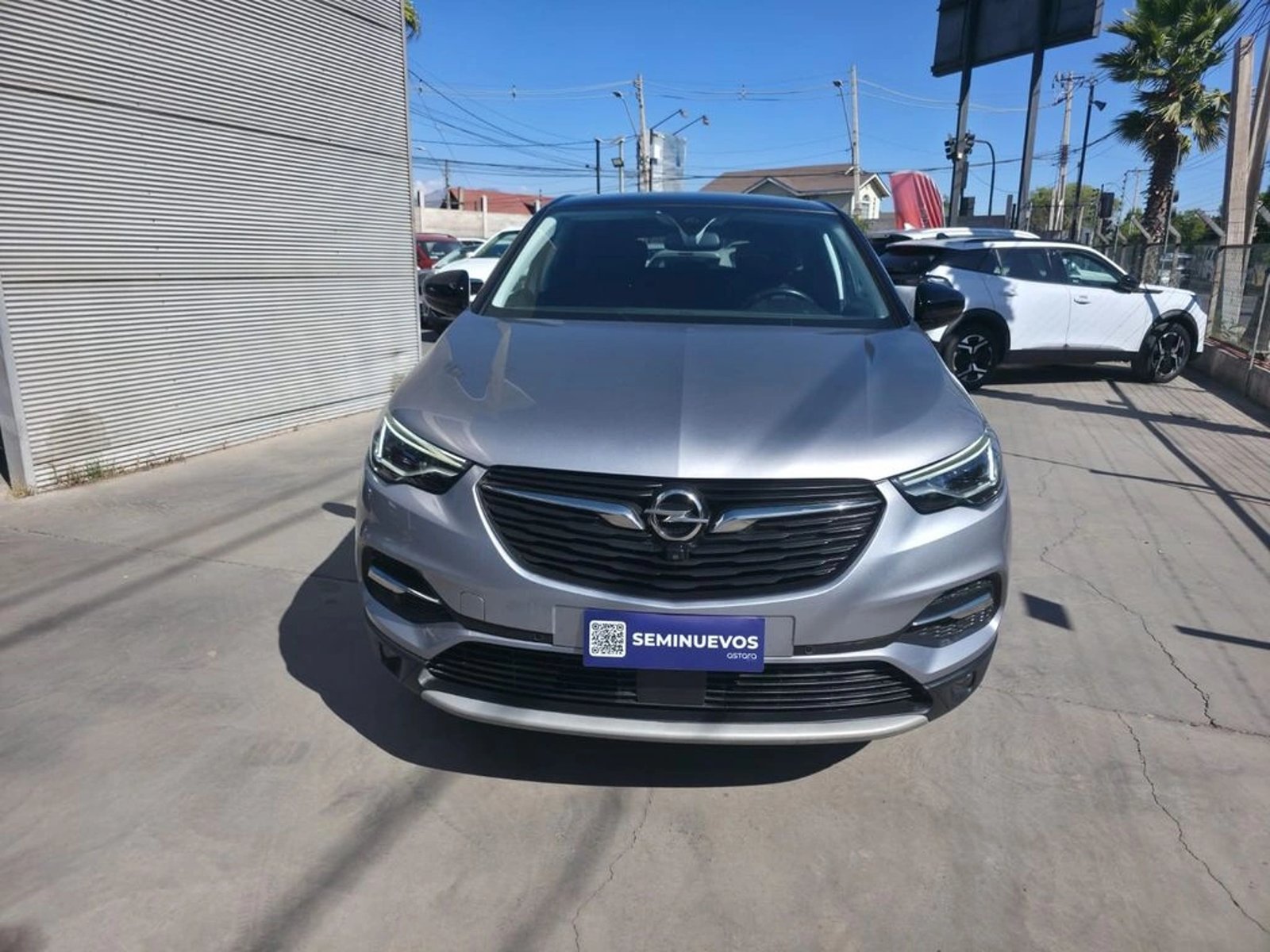 Opel GRANDLAND X INNOVATION 1.6T 2020 - Foto 3 de 19