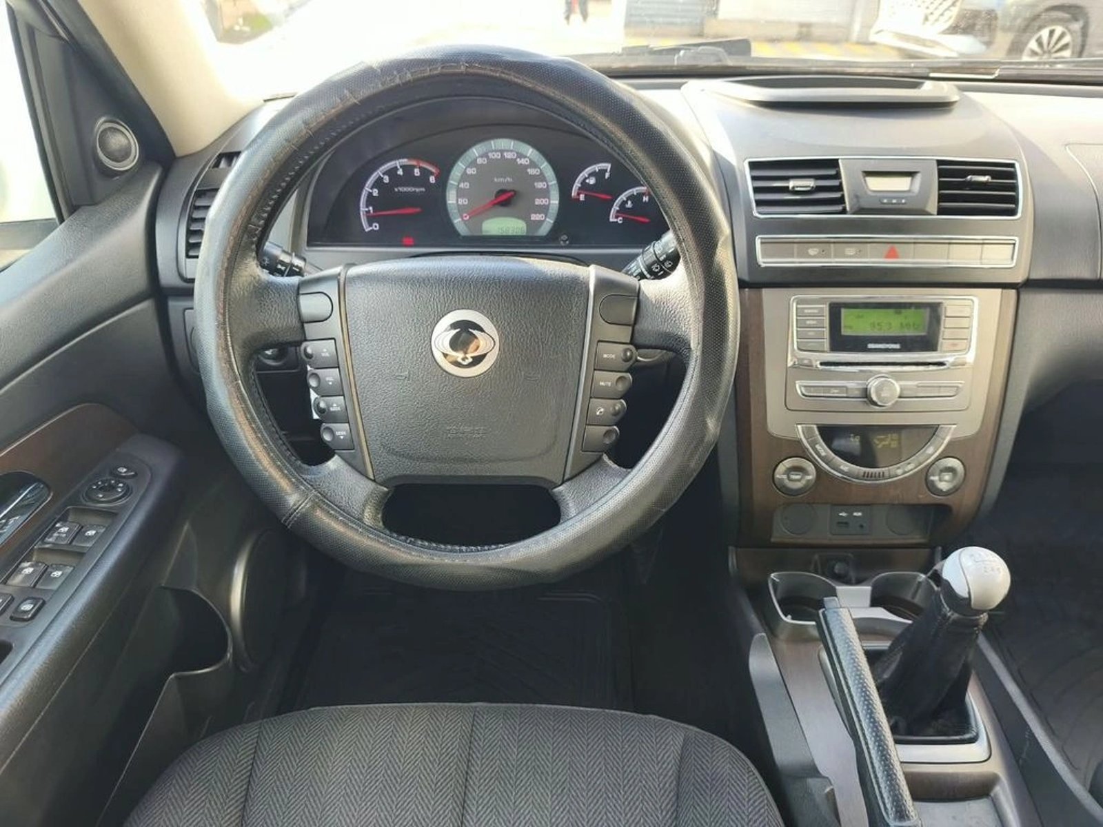 SsangYong REXTON 2.0 DIESEL 4X2 2014 - Imagen 15 de 20
