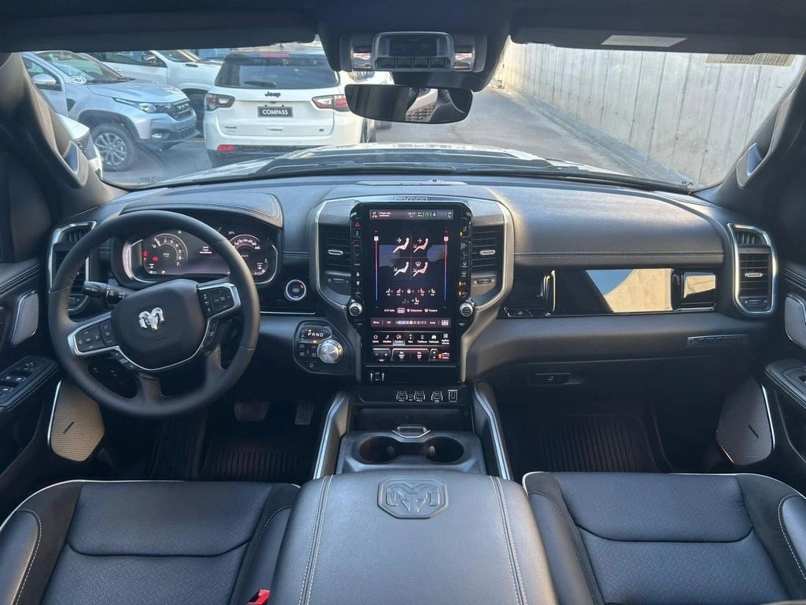 RAM 1500 2025 - Imagen 9 de 16