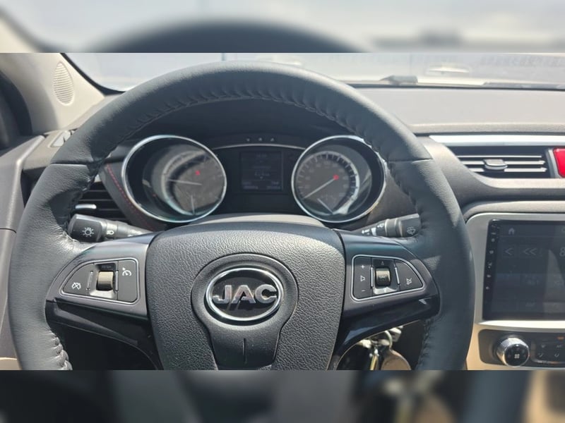JAC T8 2.0 COMFORT MT 4X4 2022 - Imagen 10 de 20