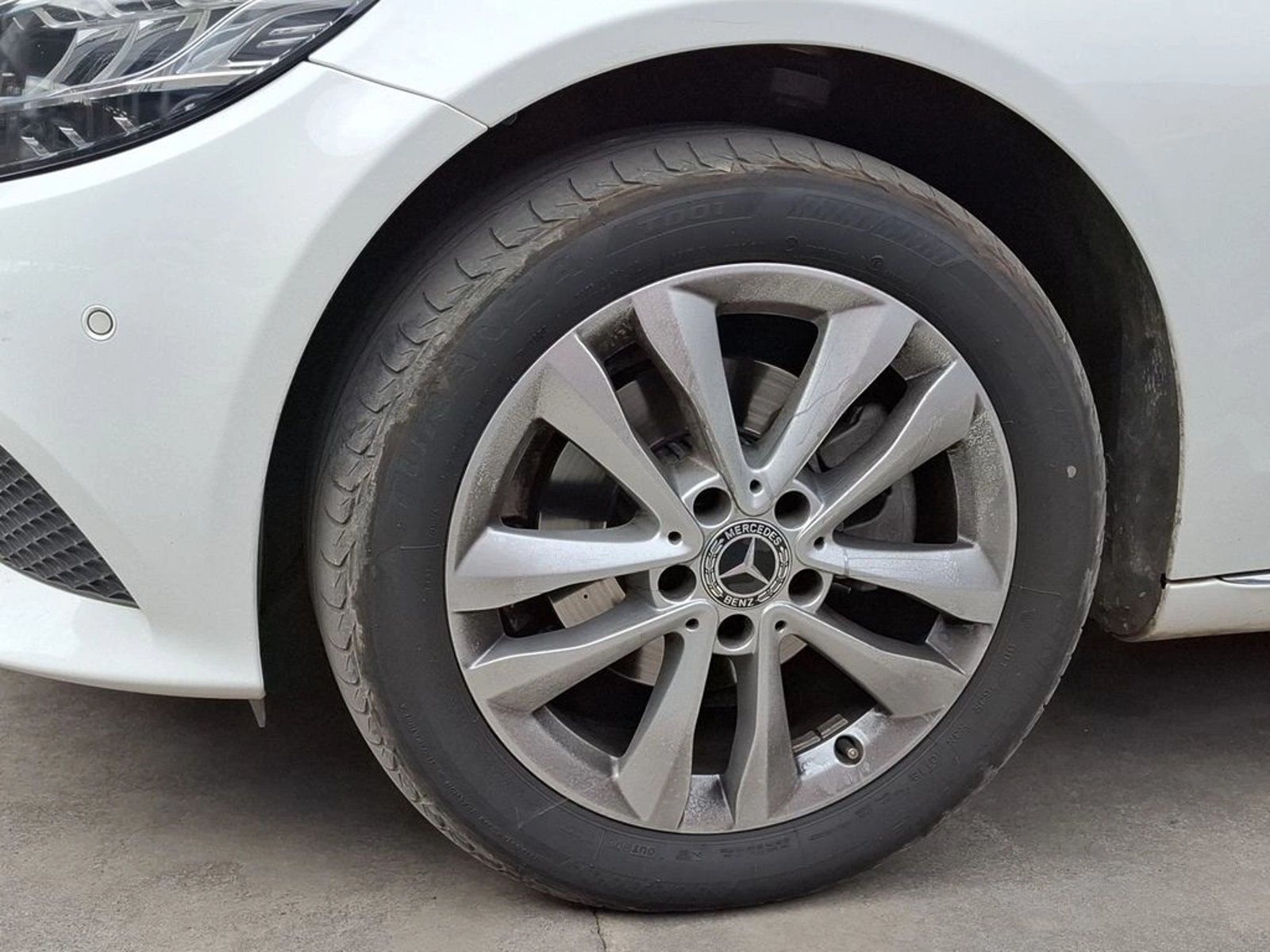 MERCEDES-BENZ C 180 1.6 FL SPORT 4X2 AT 4P 2019 - Imagen 10 de 20