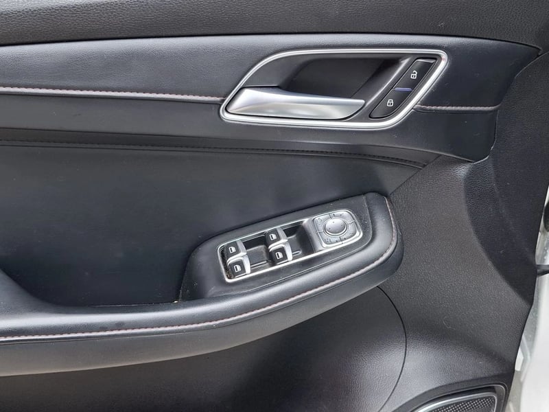 MG HS 1.5T 2020 - Imagen 12 de 20