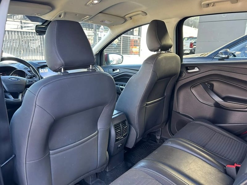 Ford ESCAPE 6F35 2.0 AUT 2020 - Imagen 9 de 15