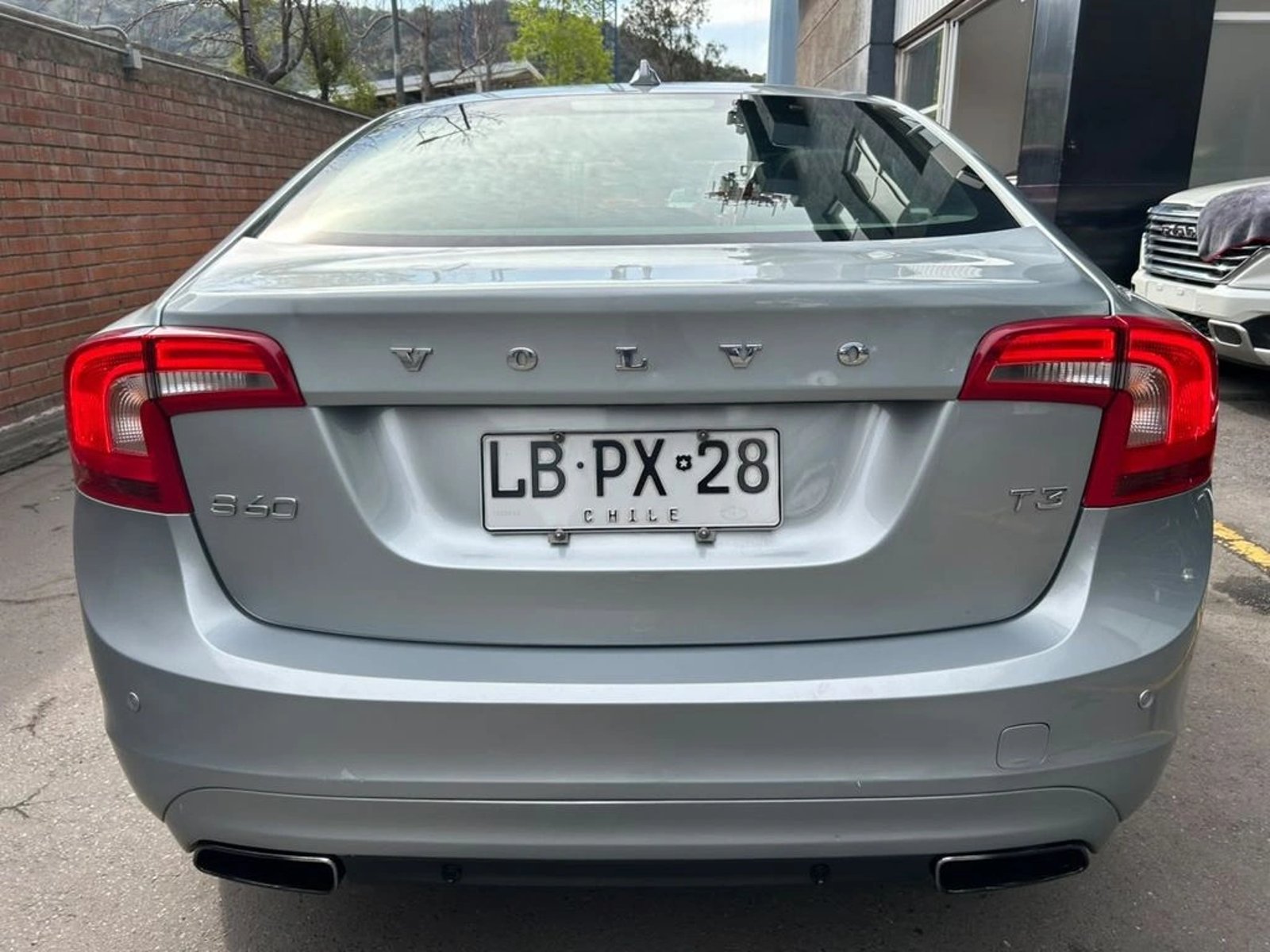 Volvo S60 T3 COMFORT AT 2019 - Foto 5 de 16