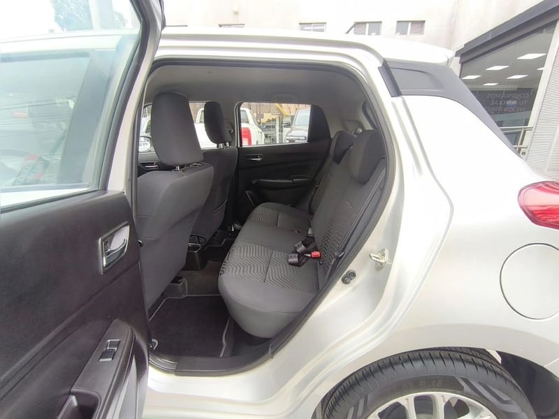 Suzuki SWIFT GL 1.2 MT 2025 - Imagen 20 de 20