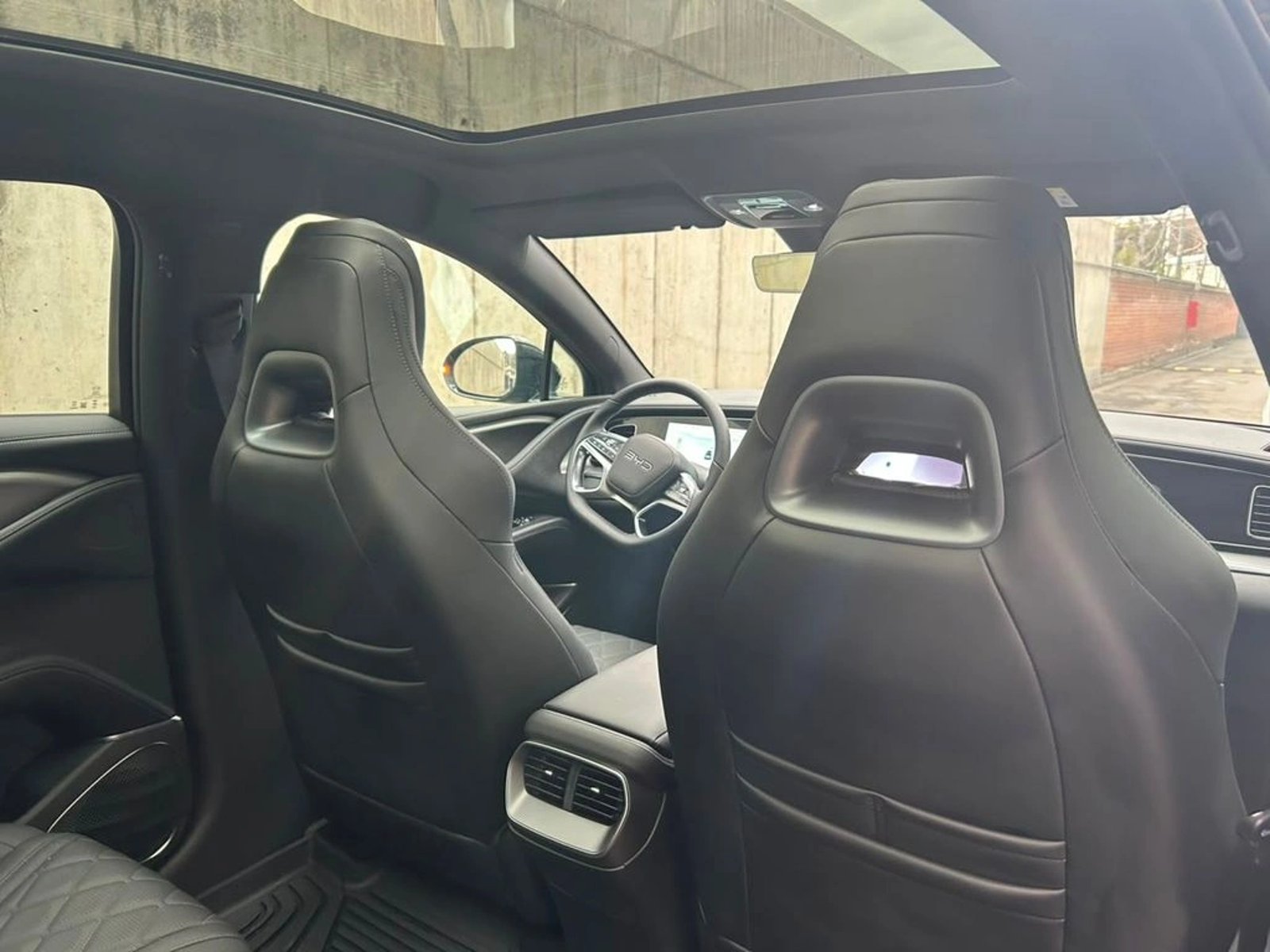 BYD SEALION 7 0.0 EV GL AT 4X4 ELECTRICO 2026 - Imagen 12 de 15