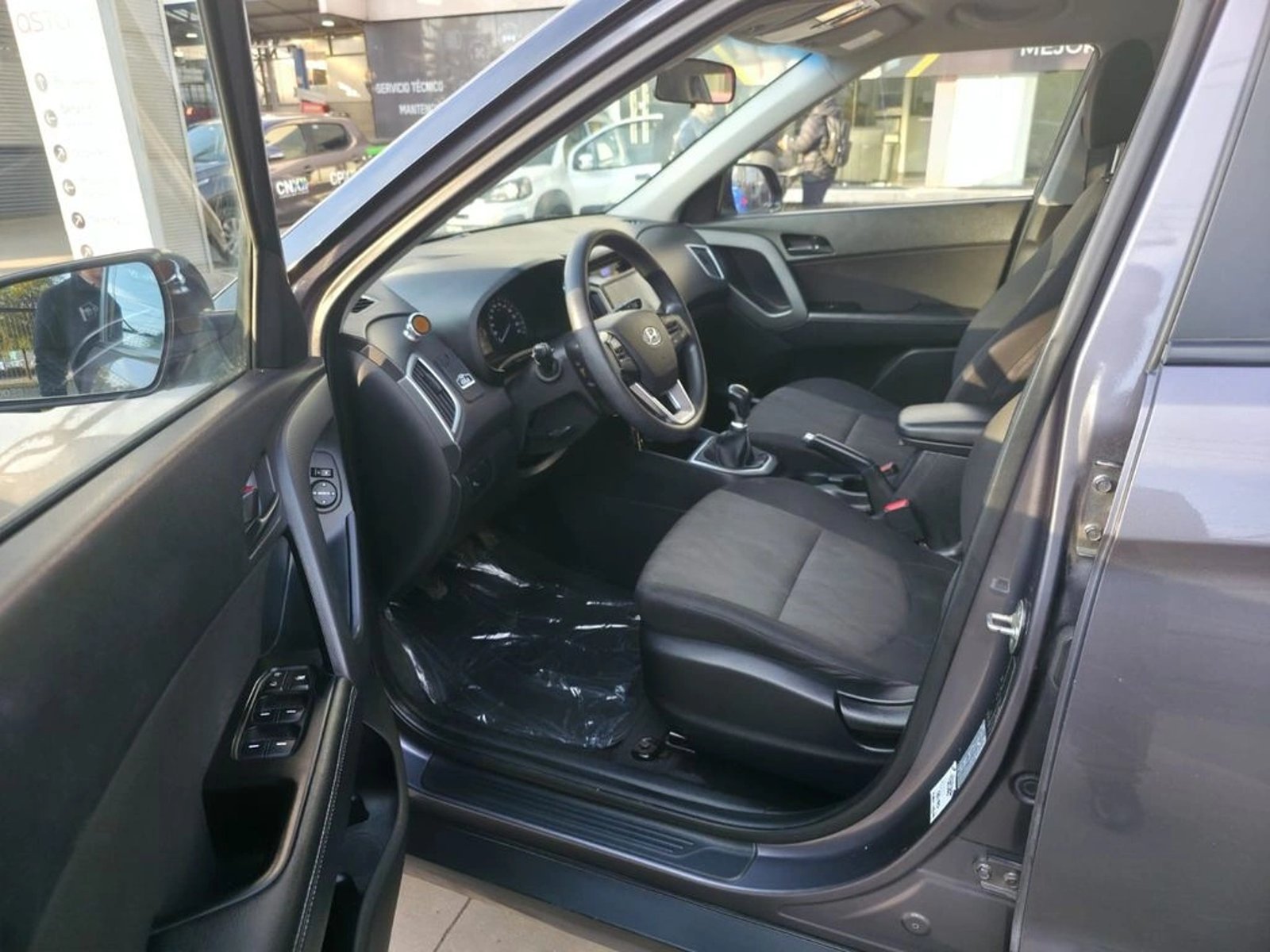 HYUNDAI CRETA 1.6 PLUS FL MT 2020 - Imagen 10 de 20