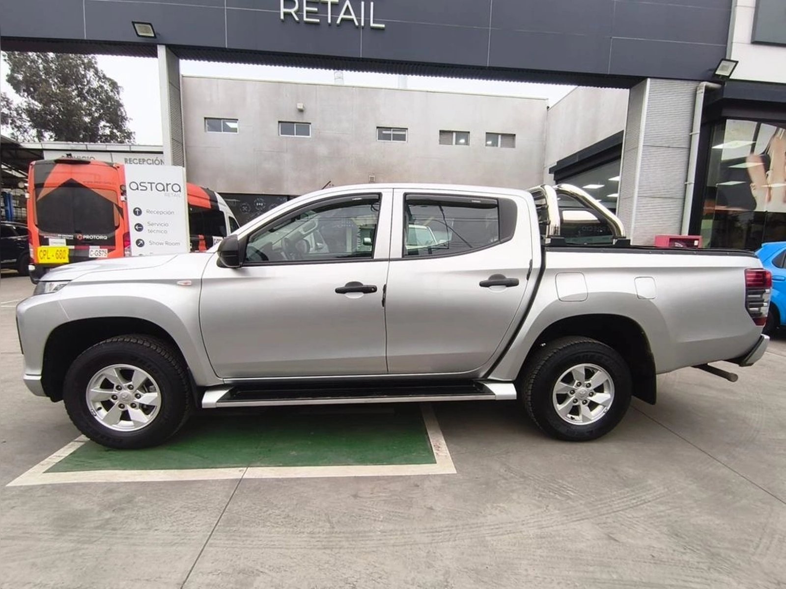 Mitsubishi L200 L200 WORK 2.2 4X2 MT 2024 - Imagen 11 de 20