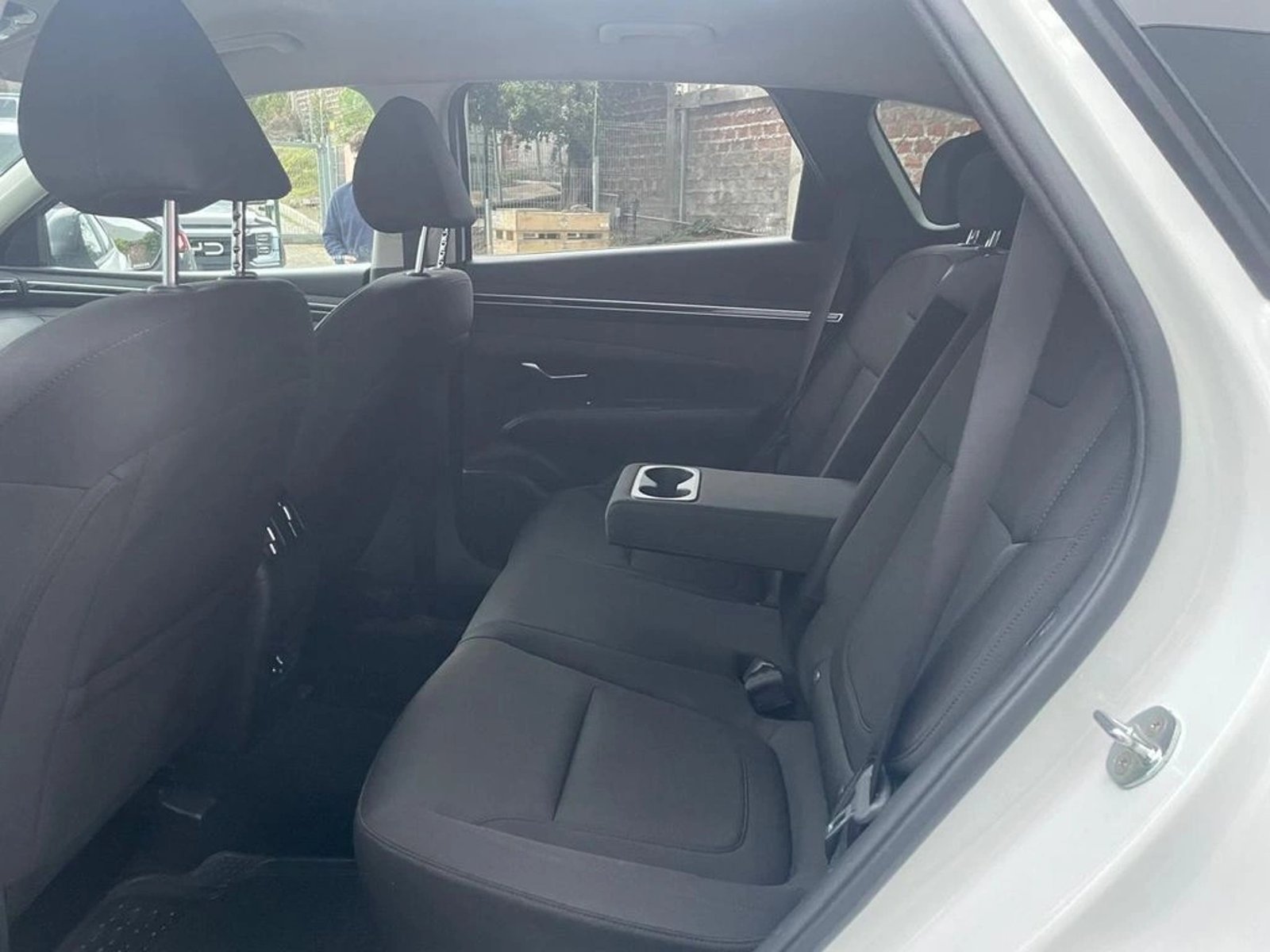 Hyundai TUCSON 2.0 NX4 PLUS AT 4X4 2022 - Imagen 13 de 18