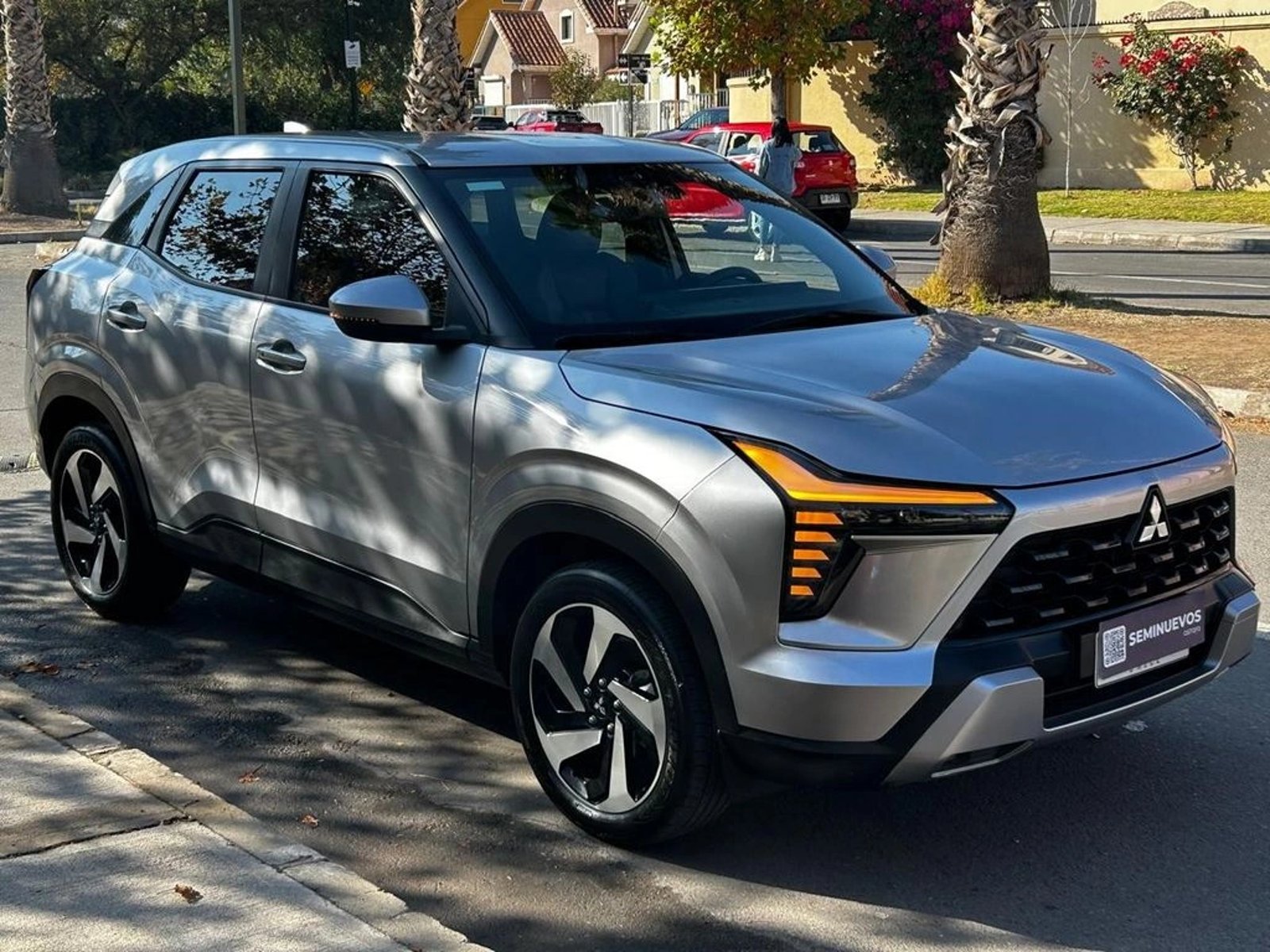 MITSUBISHI OUTLANDER 2025 - Imagen 4 de 16
