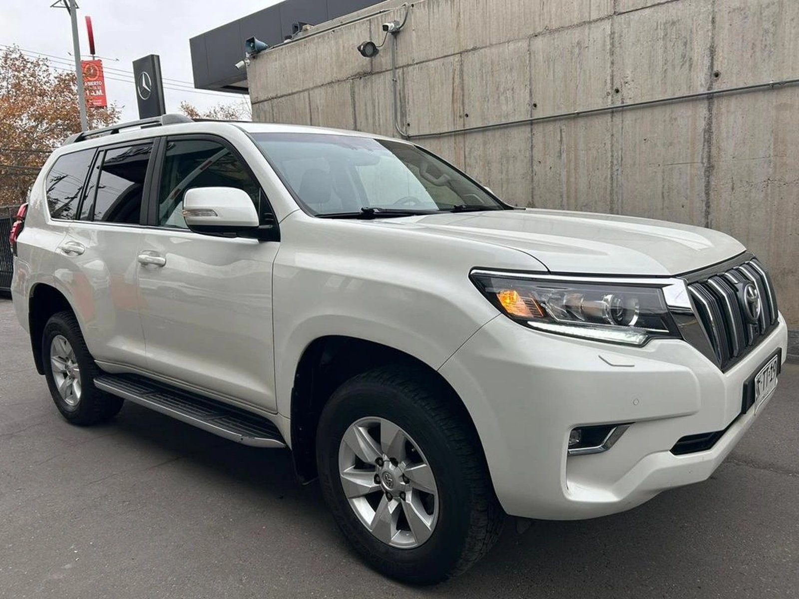 Toyota LAND CRUISER PRADO 4.0 PRADO VX 4X4 AT 5P 2023 - Foto 4 de 16