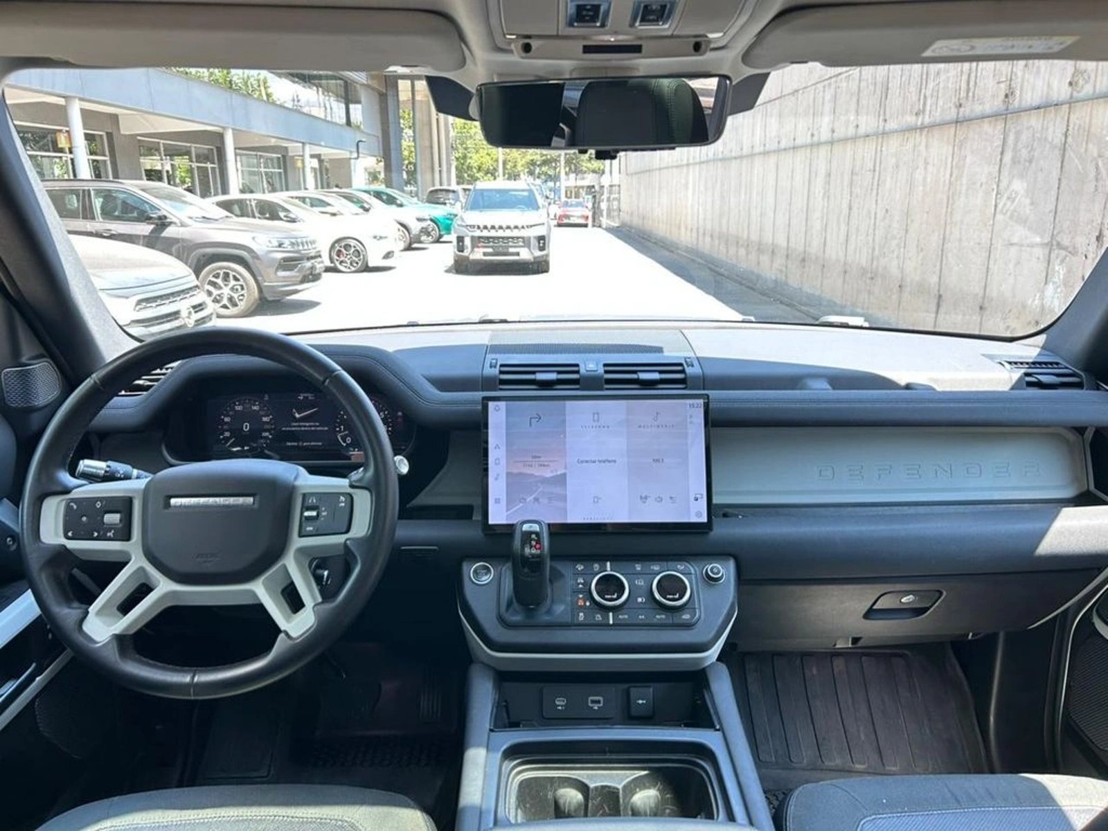LAND ROVER DEFENDER 2021 - Imagen 8 de 14