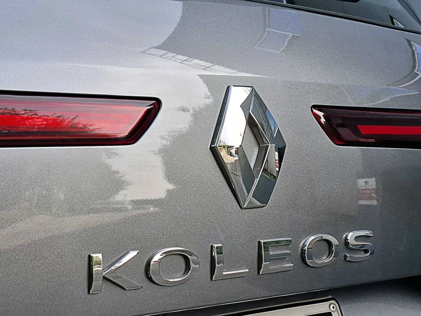 Renault KOLEOS 2.5 ZEN PLUS 4WD AT 5P 2023 - Imagen 10 de 20