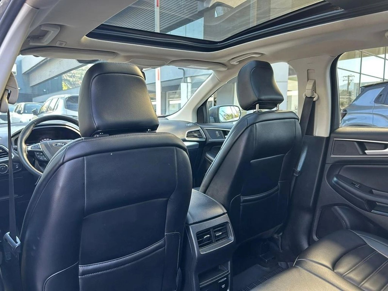 FORD EDGE 2022 - Imagen 13 de 17