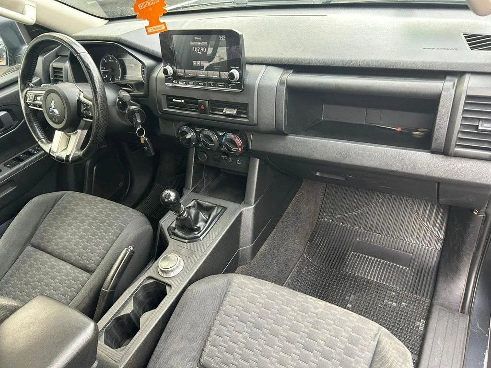 Mitsubishi L200 2.4 KATANA XRT DIESEL 4X4 DOB. CAB. EURO6 MT 4P 2025 - Imagen 8 de 17