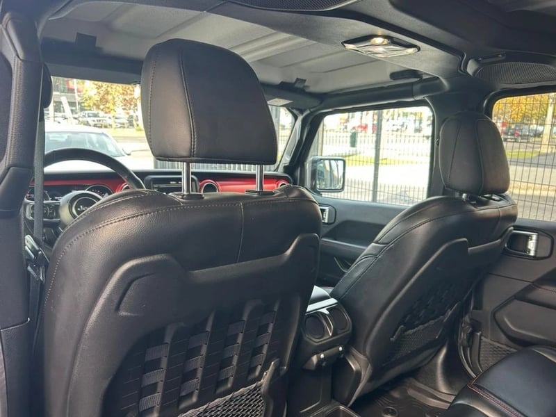 Jeep GLADIATOR 3.6 RUBICON 4X4 DOB. CAB. AT 4P 2024 - Imagen 13 de 14