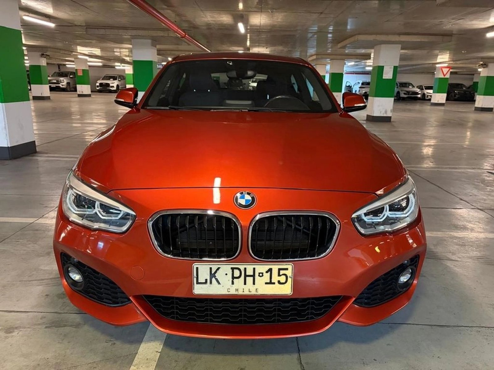 BMW 120i 2.0T AT 3P M SPORT 2019 - Foto 2 de 13