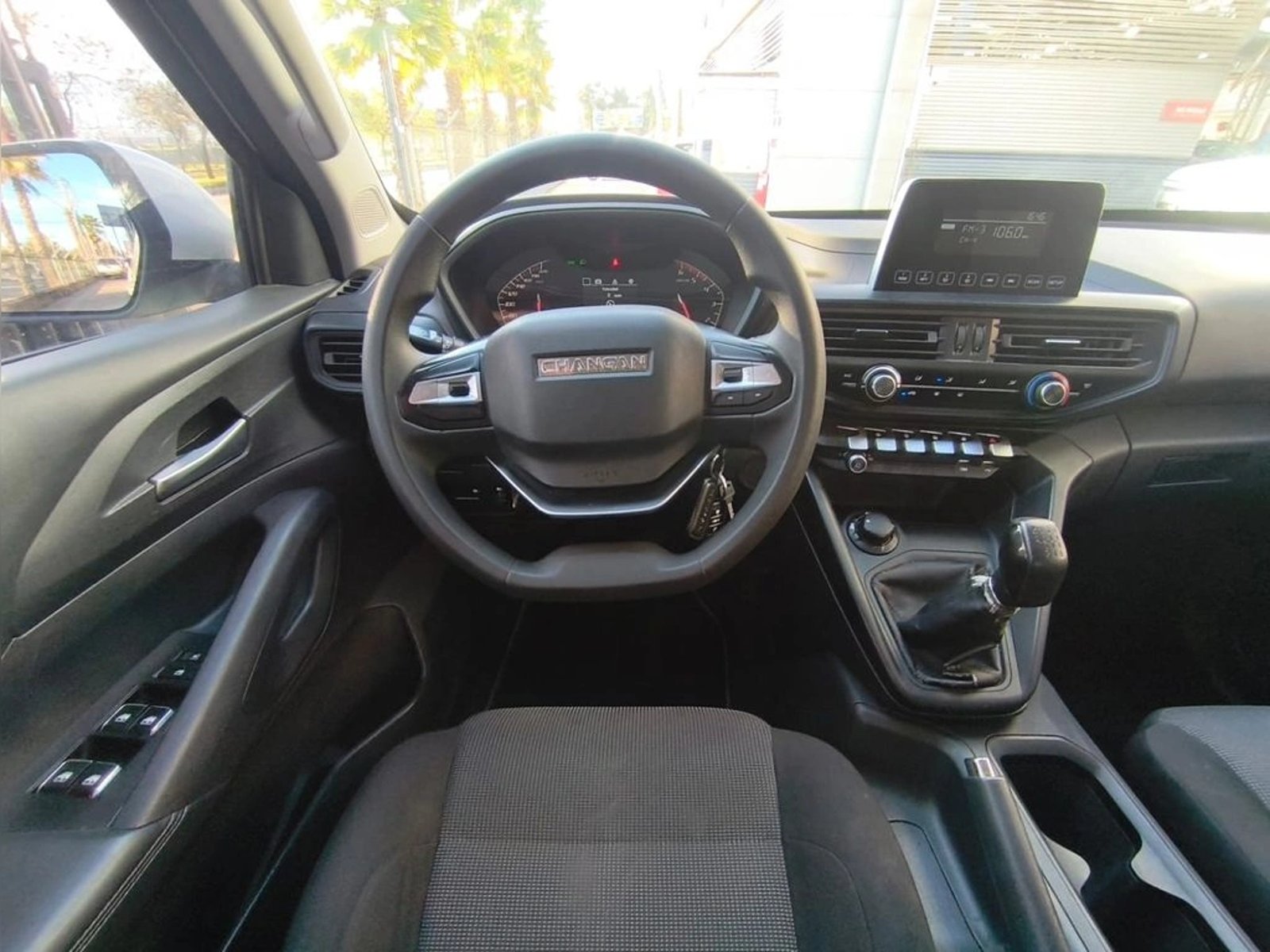 Changan HUNTER COMFORT 4X4 1.9 MT 2022 - Imagen 13 de 20
