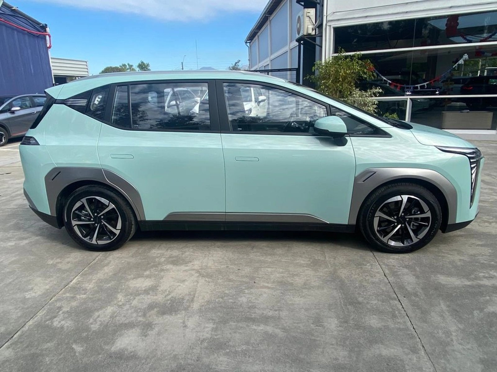 GAC MOTOR AION Y 2025 - Imagen 6 de 17