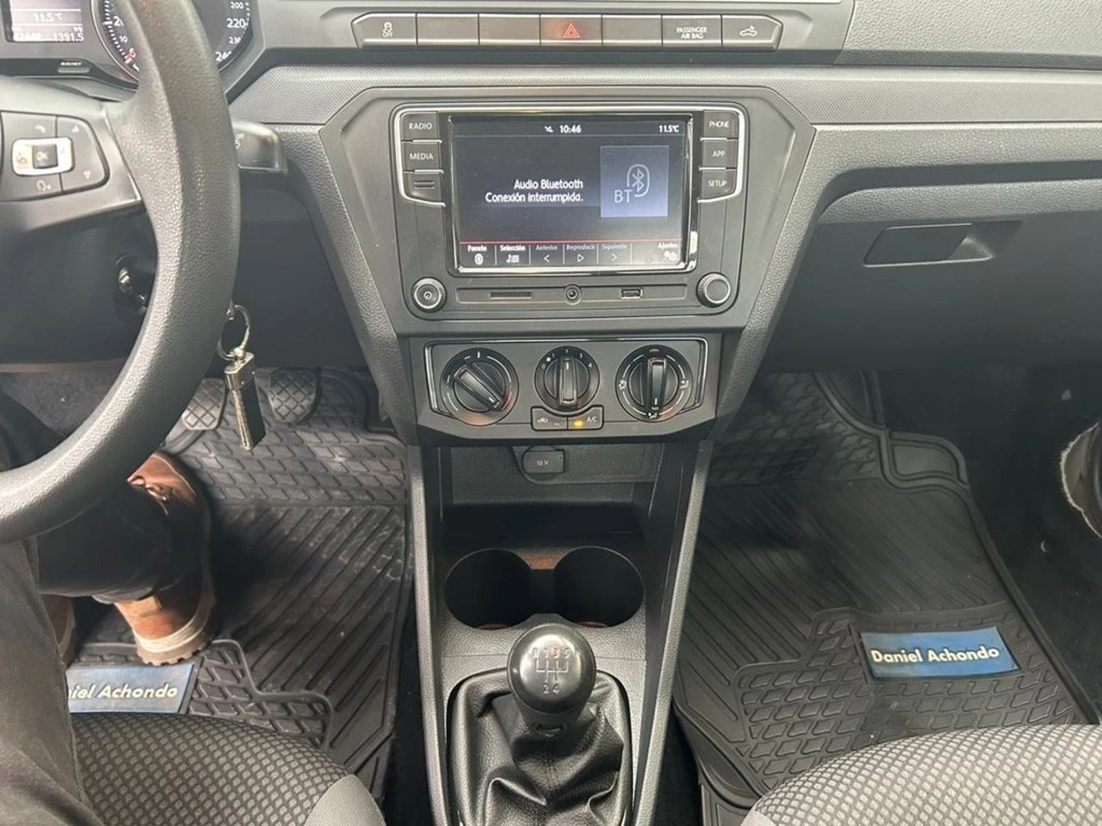 VOLKSWAGEN SAVEIRO 2023 - Imagen 11 de 15
