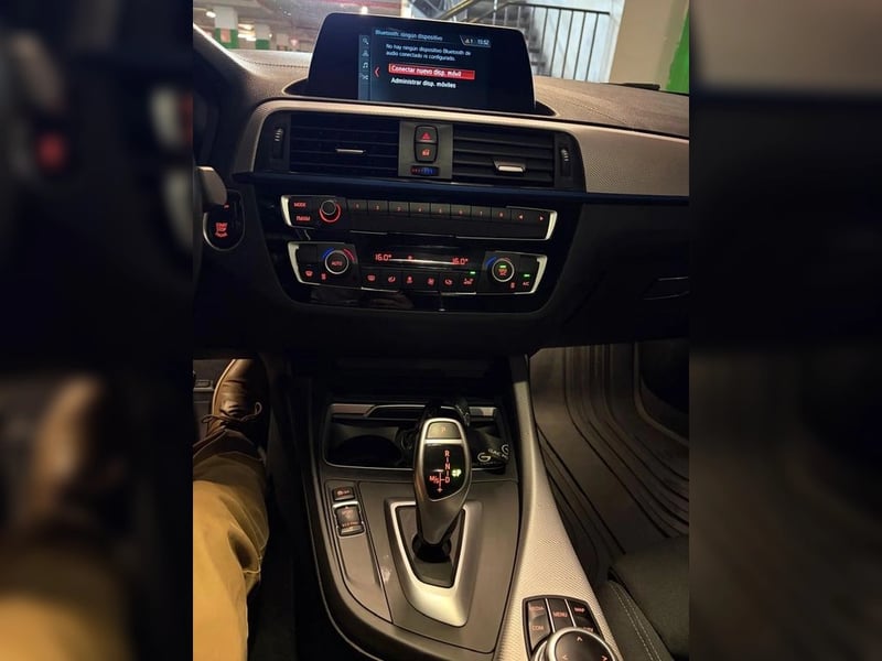 BMW 120i 2.0T AT 3P M SPORT 2019 - Imagen 11 de 13
