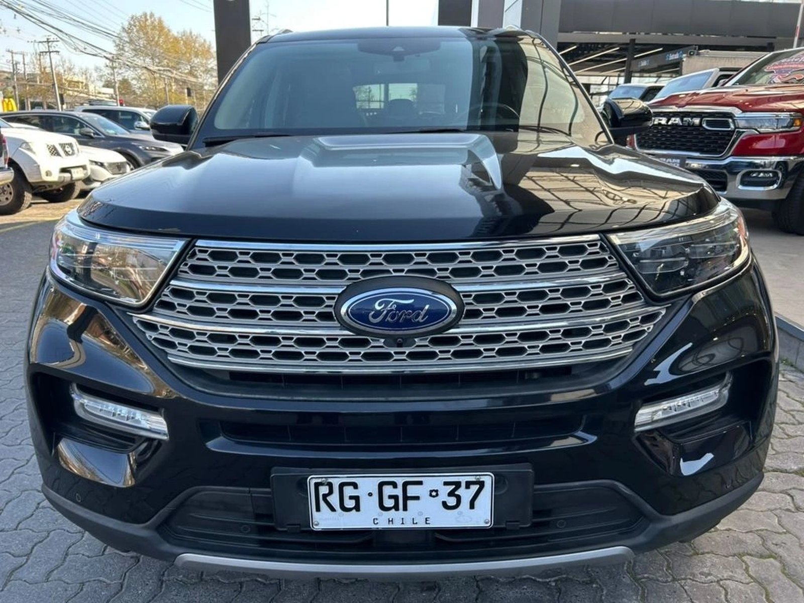 Ford EXPLORER LIMITED 4X4 2.3 AUT 2022 - Foto 2 de 15