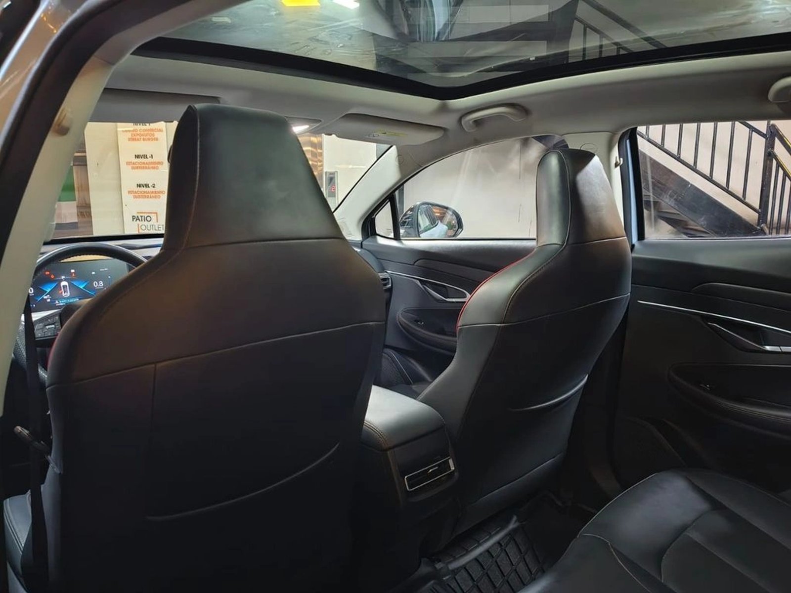 CHANGAN UNI-T ELITE 1.5 AUT 2024 - Imagen 13 de 16