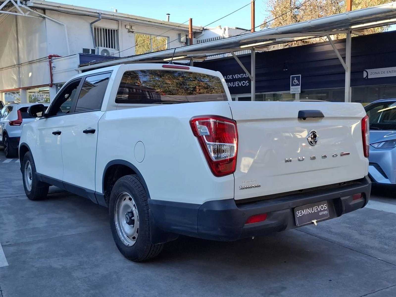 SSANGYONG MUSSO 2.2 TD GRAND LX DIESEL 2WD MT6 4P 2025 - Imagen 9 de 20