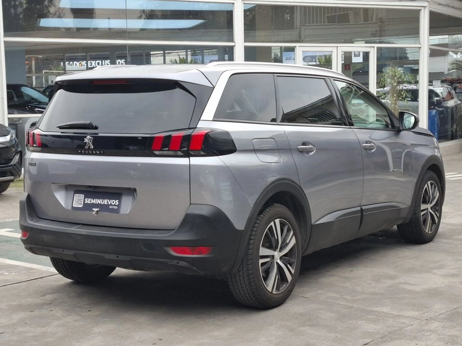 Peugeot 5008 1.5 ACTIVE BLUEHDI 4X2 130 EAT8 5P 2020 - Imagen 7 de 20