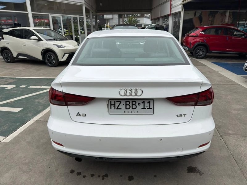 Audi A3 1.2 TFSI SEDAN MT 2016 - Imagen 7 de 20