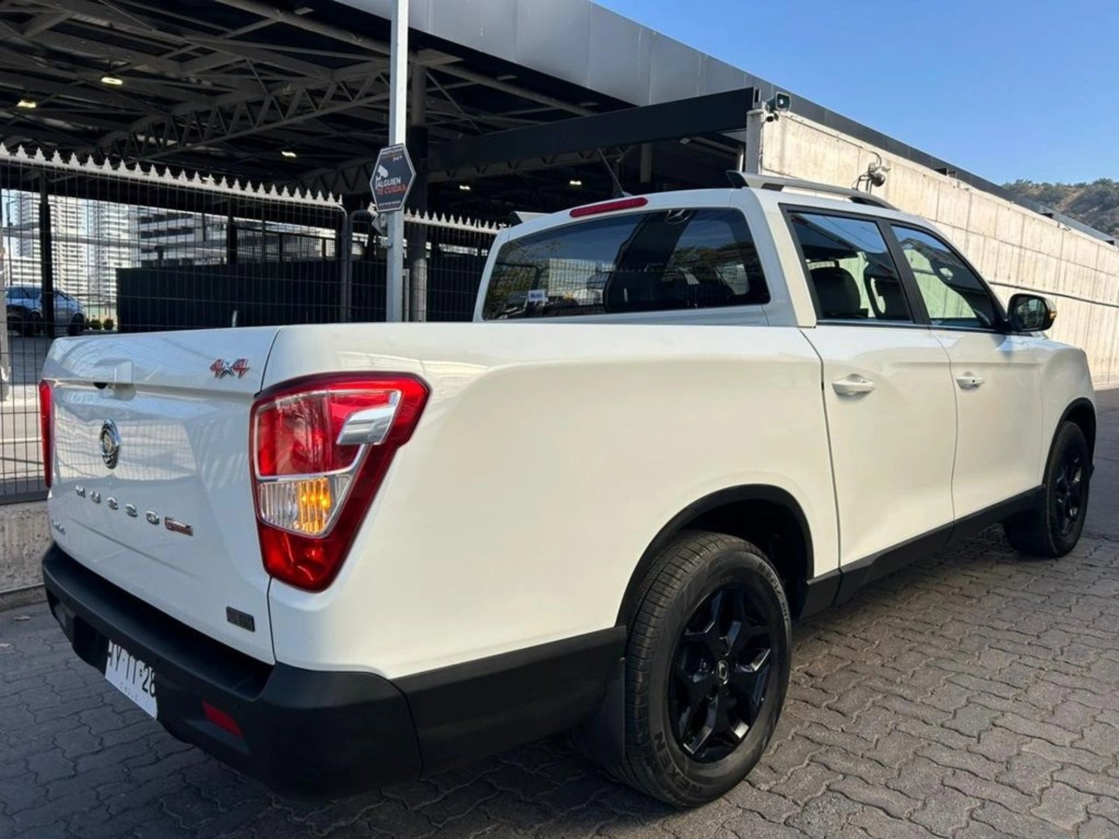 SSANGYONG GRAND MUSSO 2025 - Imagen 5 de 16