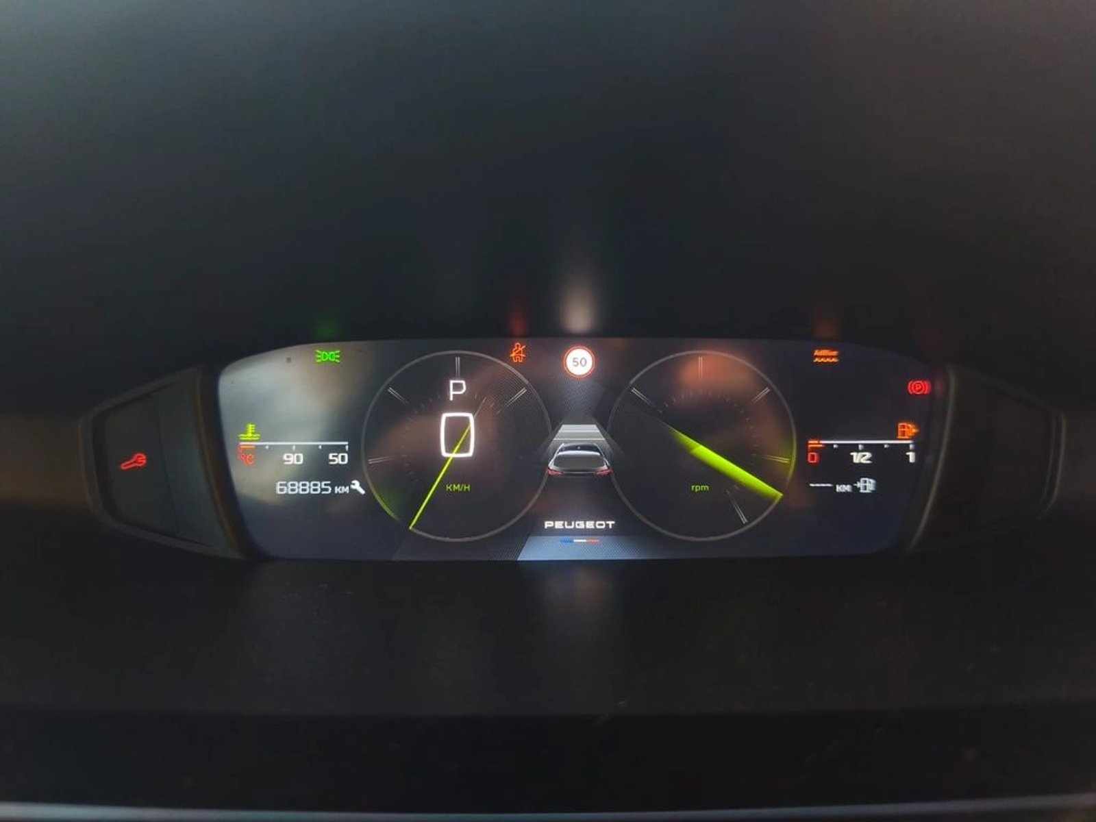 Peugeot 308 ALLURE AT DIESEL 2024 - Imagen 15 de 20